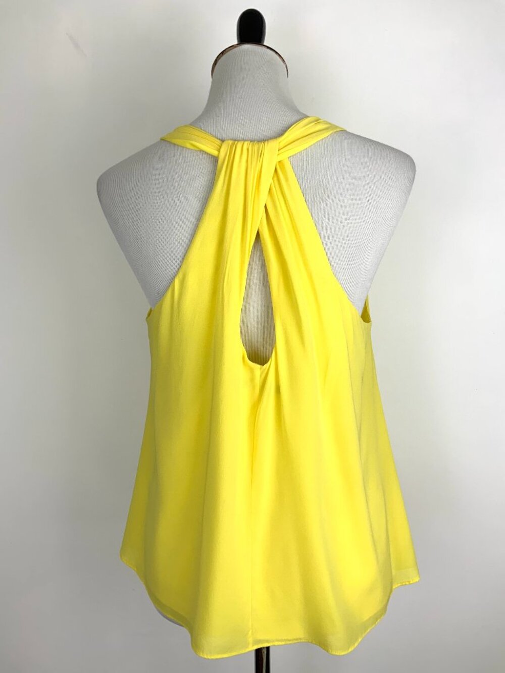 Alice + Olivia Yellow Twisted Halter Keyhole Racerback Tank Top Sz S - Picture 3 of 15